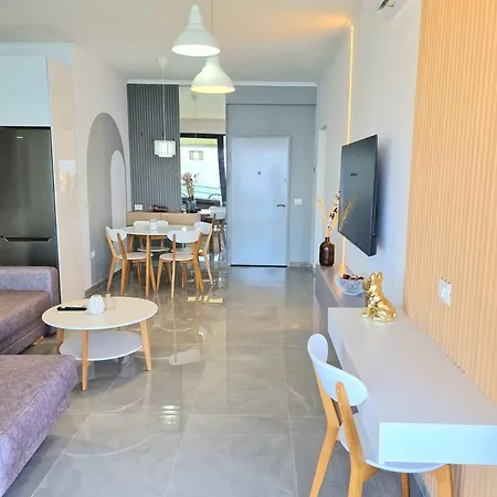 Апартаменты New Beachfront Pirali In *