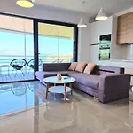 شقة New Beachfront Pirali In ساراندا