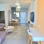 Apartamento New Beachfront Pirali In *