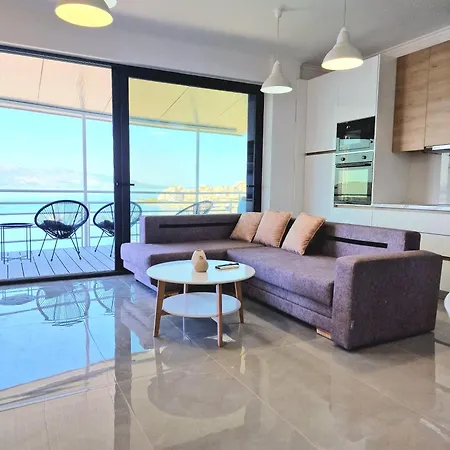 公寓 New Beachfront Pirali In Sarandë