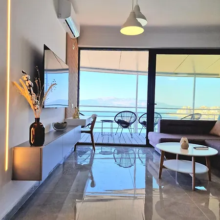 Apartment New Beachfront Pirali In