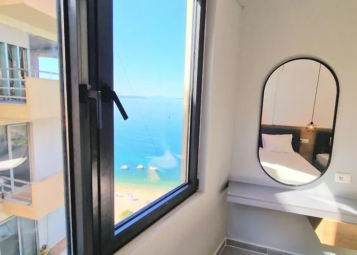 公寓 New Beachfront Pirali In Sarandë